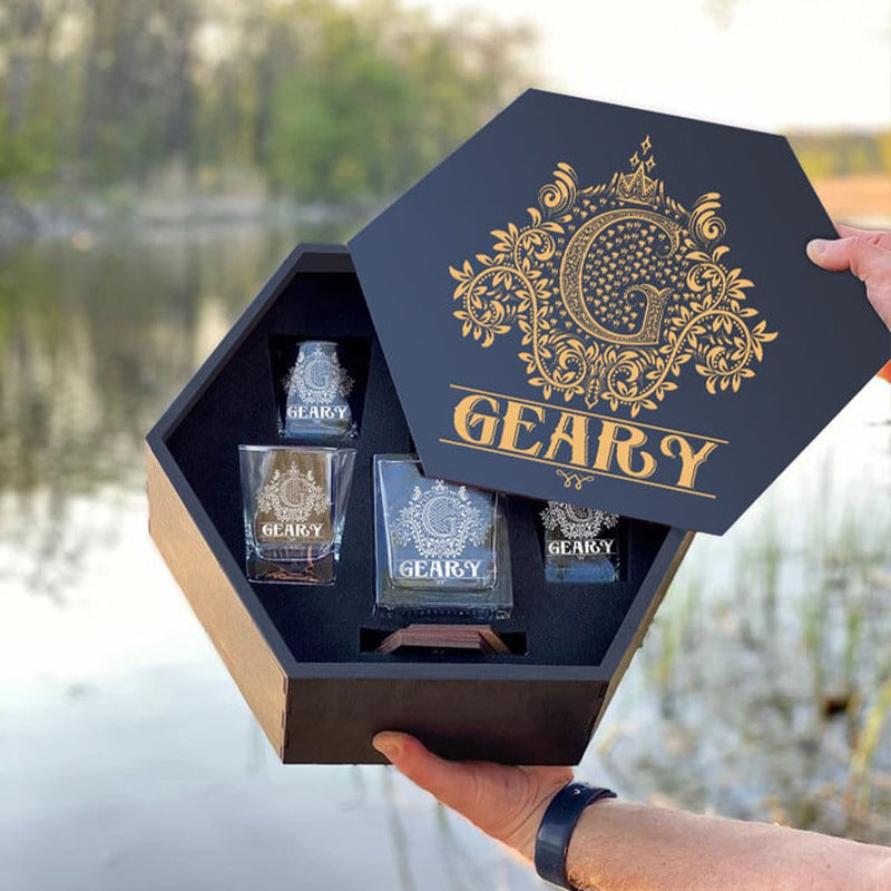 GEARY - WHISKEY SET (Wooden box + Decanter + 4 Glasses + 4 Coasters)