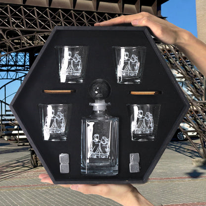 PERSONALIZED PHOTO WHISKEY DECANTER SET GIFT, ENGRAVED OUTLINE PHOTO DECANTER