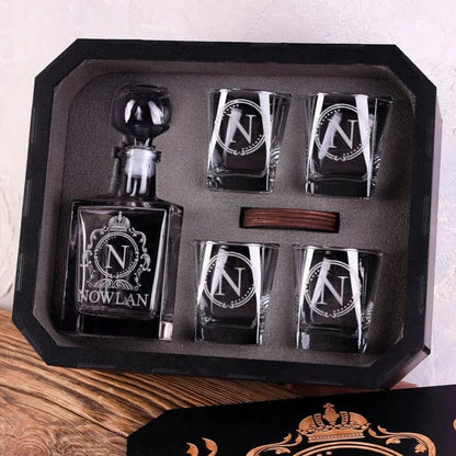 NOWLAN - WHISKEY SET (WOODEN BOX + DECANTER + 4 GLASSES + 4 COASTERS)